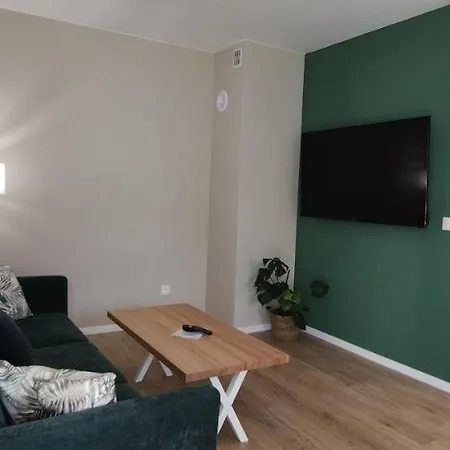 Roza Sudetow Feriehus *